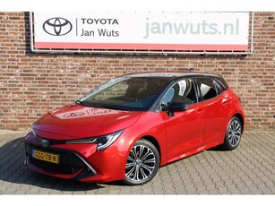 Toyota Corolla 2.0 Hybrid Style Bi-Tone BSM PDC