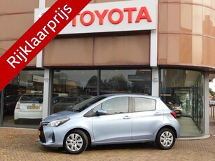 Toyota Yaris 1.5 Hybrid Now (bj 2015, automaat)