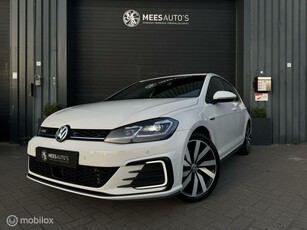 Volkswagen Golf 1.4 TSI GTEKeylessCarPlayLaneAss.Virtual