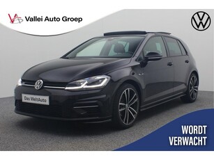 Volkswagen Golf 1.5 TSI 150PK DSG Highline Business R /