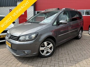 Volkswagen Touran 1.4 TSI Highline AUTOMAAT / TREHAAK /