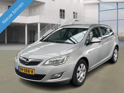 Opel Astra Sports Tourer 1.4 Edition (bj 2012)