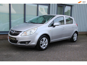 Opel Corsa 1.4-16V Enjoy 66.000 km’s set winterbanden airco