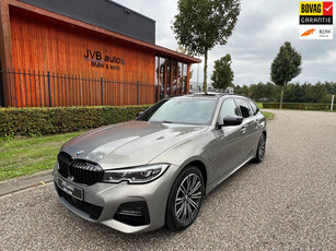 BMW 3-serie Touring 330e xDrive M-sport, M-stoel individual, leder, trekhaak, pano, hud