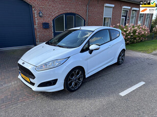 Ford Fiesta 1.0 EcoBoost Titanium apk t/m 10-04-2025