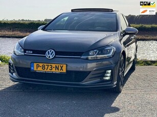 Volkswagen Golf 2.0 TDI GTD PANORAMA