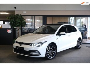 Volkswagen Golf 8 1.5 eTSI 150PK DSG Pano Led IQ Navi