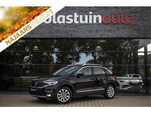 Volkswagen T-Roc 1.5 TSI Sport , Adap. cruise, Carplay