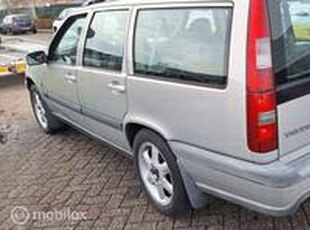 Volvo V70 CROSS COUNTRY 2.4 T AWD classic line