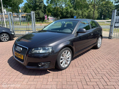 Audi A3 1.4 TFSI Pro Line Business / Automaat / Schuifdak