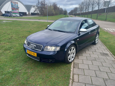 Audi S4 sedan 4.2 V8 quattro S4sedan