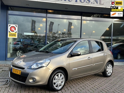 RENAULT CLIO 1.2 Authentique 5Drs Airco Cruise Park.Sens Elek.Pakket Isofix NAP NL-Auto Volledig Dealeronderhouden!