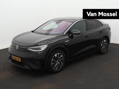 VOLKSWAGEN ID.5 Pro 77 kWh Warmtepomp | Lichtmetalen velgen | Verwarmbare voorstoelen/stuur | Cruise Control Adaptief | Climate control | Apple carplay/android auto |