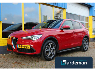 Alfa Romeo Stelvio 2.0 T AWD Panorama Veloce int.