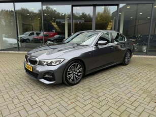 BMW 3-serie 320I M-Sport,Leer,LED,NaviPro,Camera,Clima,Cruise,Lane Ass.,