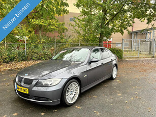 BMW 3-serie 325i Dynamic Executive NETTE AUTO RIJDT EN SCHAKELT TOP