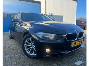 BMW 3-serie Touring 320d Efficient Dynamics Edition Luxury Line Leer