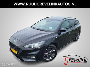 Ford Focus Wagon 155 PK Hybrid ST-Line Navi Panodak Parkassist Donkerglas 17