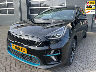 Kia E-Niro ExecutiveLine 64 kWh Navi, Leder, Stoel/Stuurverw