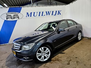 Mercedes-Benz C-klasse 180 CGI BlueEFFICIENCY Business Class Avantgarde / Trekhaak NL