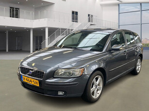 Volvo V50 2.4i/LEDER