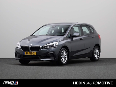 BMW 2-SERIE Active Tourer 218i Executive Edition | Elektrisch te openen en te sluiten achterklep | Verstelbare achterbank | Park Distance Control achter (PDC) | Aut.airconditioning | Cruise Control | BMW Head-Up Display | Navigatiesysteem P