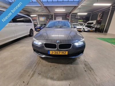 BMW Touring 318i Sport AUTOMAAT/CRUISE/PDC/ELEK ACHTERKLEP