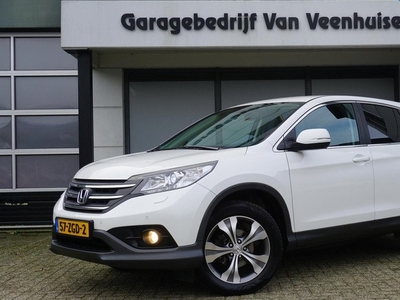 Honda CR-V 2.0 155pk Elegance Navi A-Camera 18inch LM Trekhaak Clima Stoelverwarming *NL auto* 146303km! Facelift!