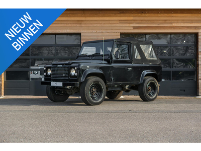 Land Rover Defender 2.5 TD5 90 Bel Air Edition. 1 of 75