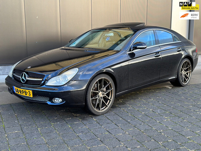 Mercedes-Benz CLS-klasse 500 l ACC l Schuifdak l Volleder l Sportuitlaat l Luchtvering l