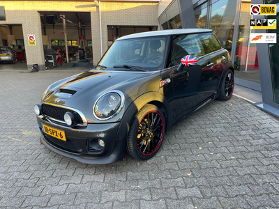 Mini Mini 1.6 Cooper S