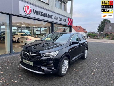 Opel Grandland X 1.2 Turbo Business Executive