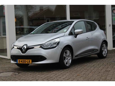 Renault Clio 1.2 TCE INTENS 120PK AUTOMAAT NAVI/LMV//CRUIS