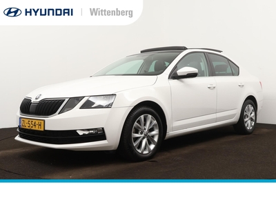 SKODA OCTAVIA 1.0 TSI Greentech Ambition Business | Outletdeal! | Schuifdak | Stoelverwarming | Navigatie | Parkeersensoren |