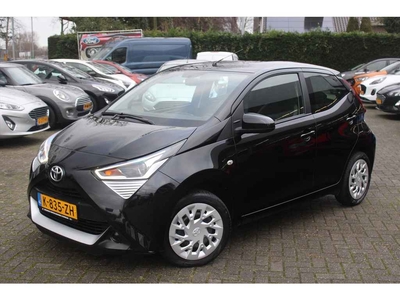 Toyota Aygo 1.0 VVT-i 72pk Automaat 5D x-play