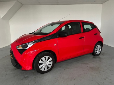 TOYOTA AYGO 1.0 VVT-i x