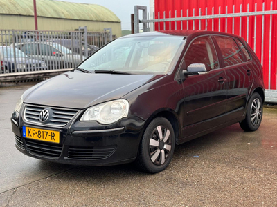 Volkswagen Polo 1.2-12V Turijn / AIRCO