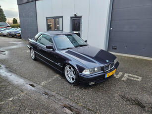 BMW 3-serie Cabrio 318is Executive 140 pk Hardtop