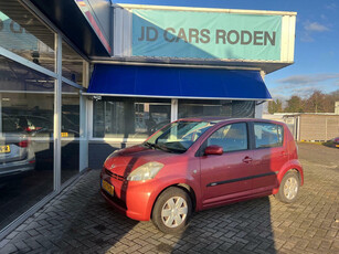 Daihatsu Sirion 2 1.0-12V Trend! Luxe! Lage km 1e eigenaar!