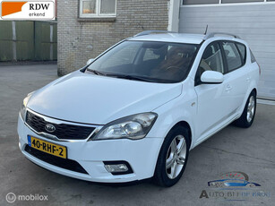 Kia cee'd Sporty Wagon 1.4 CVVT Navigator Plus Pack