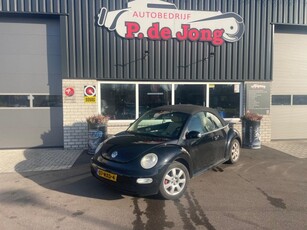 Volkswagen New Beetle 1.4i HIGHLINE Cabrio Softtop Leder Stoelverwarming