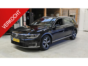 Volkswagen Passat Variant 1.4 TSI GTE Connected Series Navi, Trekhaak, Clima