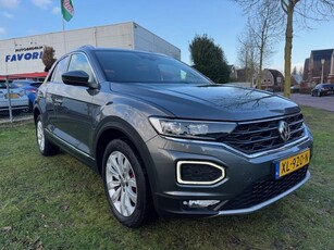 Volkswagen T-Roc 1.5TSI 150PK SPORT/DSG/VIRTDASH/XENON/ACARPLAY/NAV/HLEER