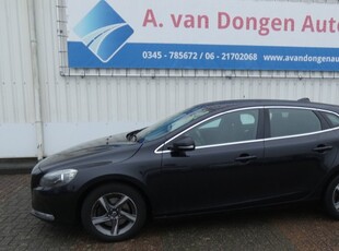 Volvo V 40 1.6 T3 R-DESIGN,Navi,Clima,Camera,DBriem Verv.