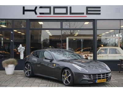 Ferrari FF 6.3 V12 660 pk Lift Carbon LED stuur