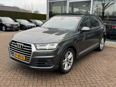 AUDI Q7 3.0 TDI quattro Pro Line + 7p / Trekhaak / Panoramadak / Camera / Head-up / Standverwarming / Softclose / Keyless / 21'' / Nachtzicht / Dodehoek / Bose / ACC / Matrix LED / Stoelverwarming