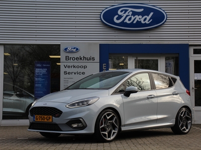 FORD FIESTA 1.5EB ST-3 200PK | NL-AUTO! | PERFORMANCE PACK | DEALER OH! | WINTERPACK | B&O | CAMERA | NAVI | CLIMA | CRUISE | LEDER / ALCANTARA | PERFECTE STAAT!!