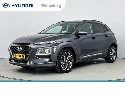 HYUNDAI KONA 1.6 GDI HEV PREMIUM | ALL SEASONS | NAVI | CLIMA | CRUISE | 18'' LMVELGEN | DAKRAILING | PRIVACY GLASS | LEDER | STOELVERWARMING | STUURVERWARMING |