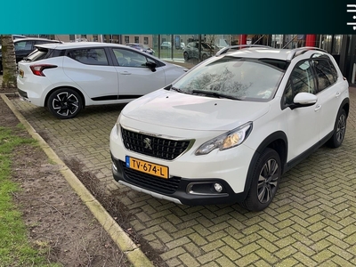 PEUGEOT 2008 1.2 PureTech Allure