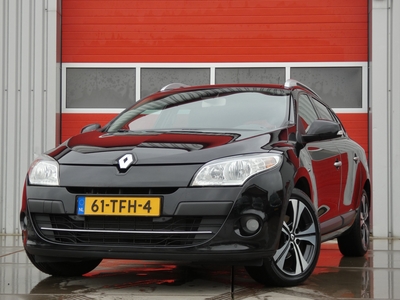 RENAULT MEGANE Estate 1.4 TCe Bose/ lage km/ zeer mooi!